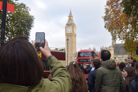 London’s Most Entertaining Tour: Magic, History and Laughter