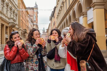 2-Hour Bologna Express Food Tour of Authentic Local Flavors