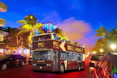 Miami: Open-top Bus Sightseeing Night Tour with Live Guide