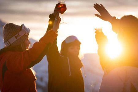 Infinitum afterski sunset valle