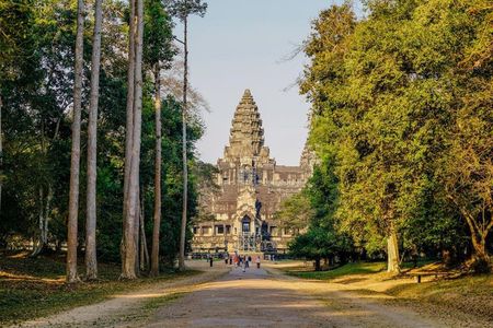 Angkor and Temples Full-Day By Bike