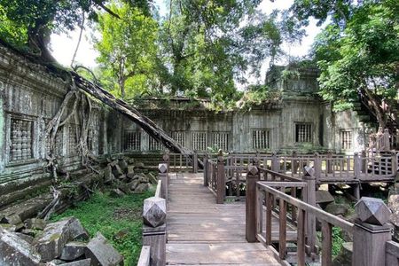 Beng Melea and Roluos Temples with Floating Village