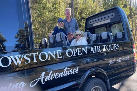 Yellowstone “Glass Top & Convertible” Van Tour W/Lunch & Souvenir