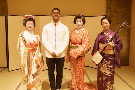 Asakusa Geisha Performance and Tea House Experience