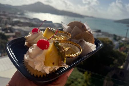 St. Thomas Couples Beach Challenge with Lunch & Island Drinks
