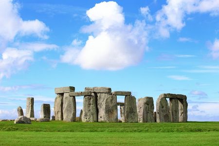 Stonehenge, Windsor Castle and Bath Full Day Guided Tour