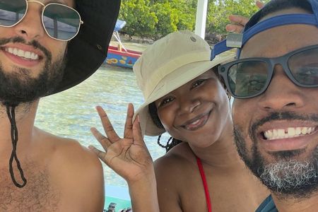 Half-Day Booby Cay Island Retreat with Beach BBQ