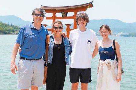 Hiroshima & Miyajima Group Walking Tour With Local Guide