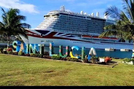 Sulphur Springs and Waterfall or Piton and Beach Boat Tour