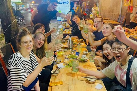 Ho Chi Minh City: Local Food Tour by Scooter with Vegan Option