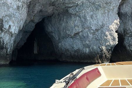 Ortigia Island Sea Caves and Plemmirio Boat Tour