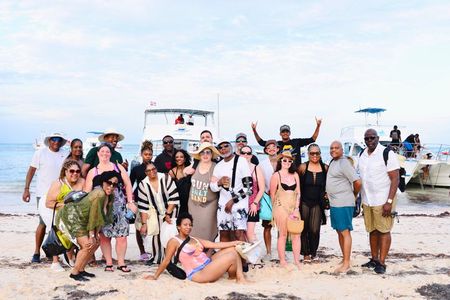 Punta Cana Luxury Private Catamaran-Open bar-Celebration Setup-DJ