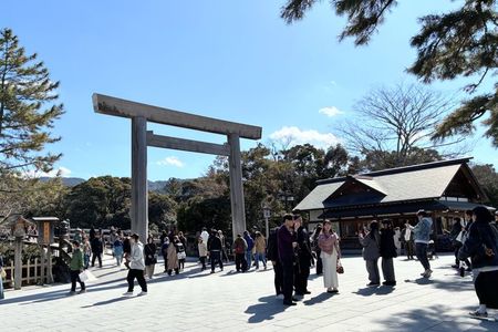 Ise & Toba Highlight Tour guided by a friendly local