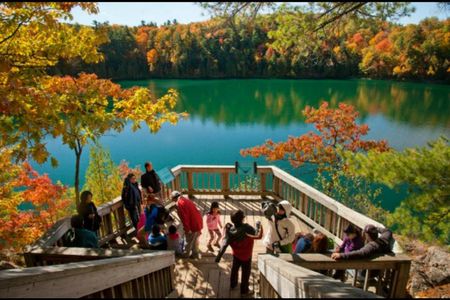Gatineau Park Scenic Lookout Tour 2 Hours