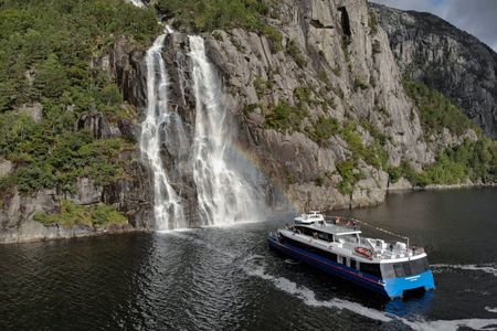 Electric Fjord Cruise to Lysefjord & Preikestolen