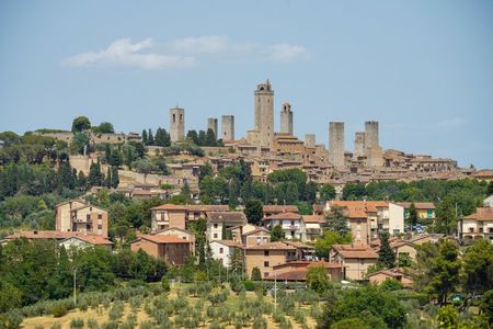 San Gimignano & Chianti Small Group Wine Tour