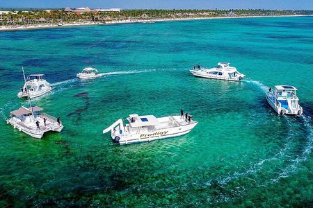 Party Boats (SHARED) or (PRIVATE) Punta Cana - Open Bar / Live DJ