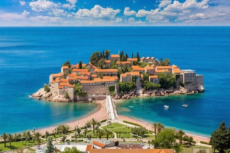 From Tirana: Budva Montenegro, Sv.Stefan & Shkodra Lake Day Tour