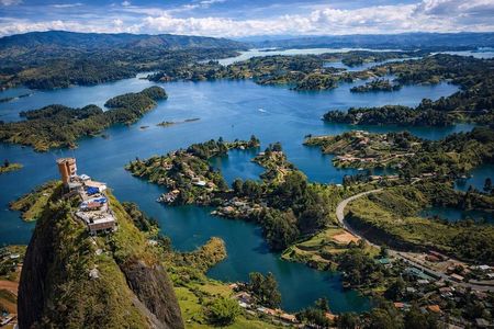 Visit Guatapé, El Peñol, El Retiro & Tekendamita Waterfall