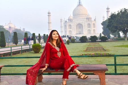 All Inclusive Taj Mahal, Agra Fort & Baby Taj Day Tour By Car