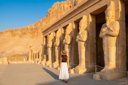 Hurghada to Luxor Over Day (West Bank & East bank Sightseeing)
