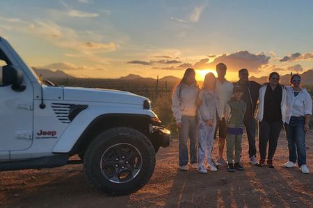 Sunset Great Western Trail Jeep Tour with stop at the Rio Verde
