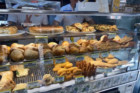 Naples Culinary Experience Street Food Pizza and Wine Tasting