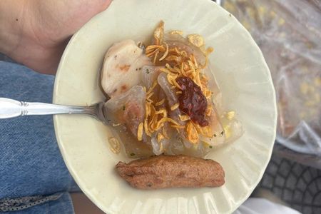 Hoi An Food Tour: Taste 11 Vietnamese Dishes