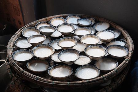 Hoi An Food Tour With 12+ Tastings, Street Stalls & Hidden Alleys