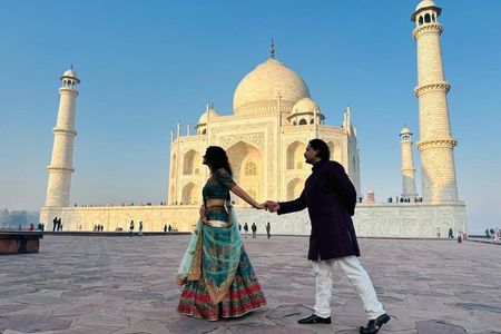 Taj Mahal, Agra Fort & Baby Taj Tour from Delhi - All Inclusive
