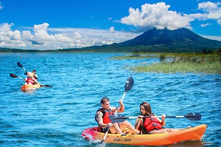 Kayaking at Arenal Lake - La Fortuna