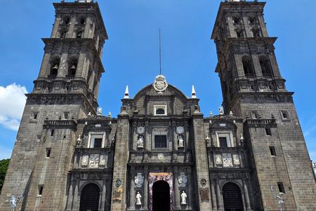 Puebla, Cholula and Val’Quirico Day Tour from CDMX Lunch Included