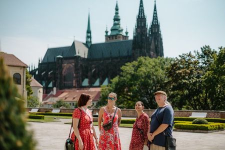PRIVATE: Prague Castle for the Curious – Kings, Legends & Gardens