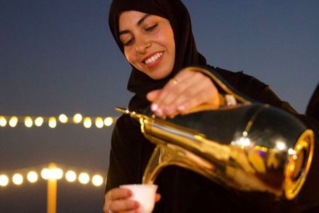 Abu Dhabi Guided Street Food Tastings Tour with a Local