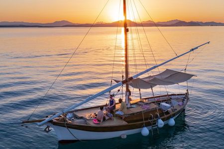 Sunset Tour on Vintage Sailing Ship to Tavolara.