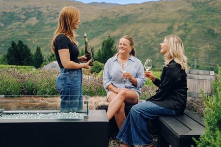 Private Queenstown Wine Tour All-Inclusive Tour