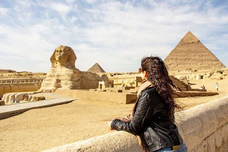 Classic Cairo - Pyramids and Egyptian Museum from Alexandria Port