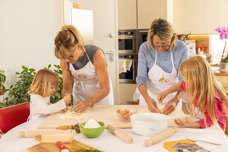 Genoa: Pasta and Tiramisu class by Cesarine