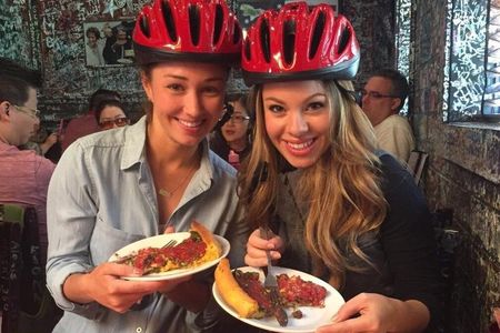 Chicago's Signature Dishes Bike Tour