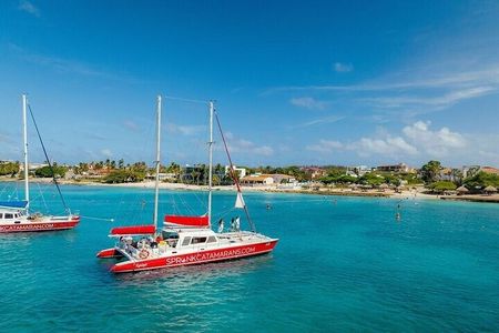 Aruba Sail and Snorkel with Turtles at WW2 Shipwreck Includes BBQ
