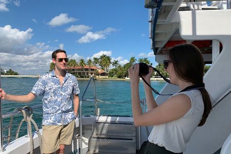 Miami Skyline Cruise with Biscayne Bay Views