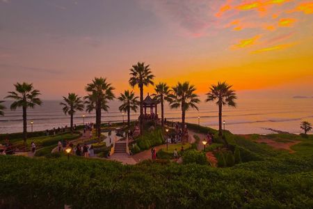 Discover Miraflores and Barranco: Modern Lima and Bohemia