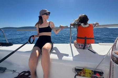 Family sailing Kastela & Split