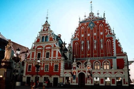 Riga Highlights Private Walking Tour