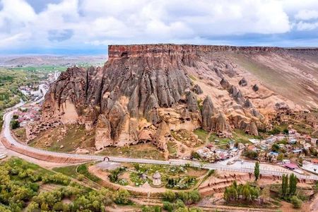 Cappadocia Green Tour:Valleys,Monasteries-Underground Cities
