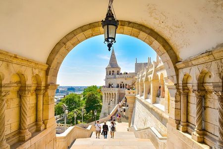 Budapest Custom Tour with a Resourceful Local Guide