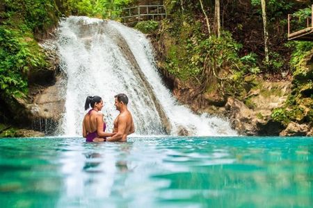 Private Blue Hole and Dunn's River Falls Tour From Negril Jamaica