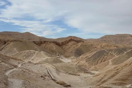 luxor Private Tour: Valley of the Kings, Hatshepsut & Memnon