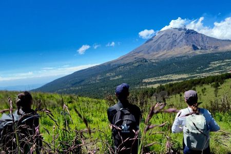 Hiking in Iztaccihuatl Volcano