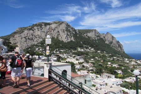 Capri and Anacapri: Boat Tour, Minibus, Chairlift and Lunch